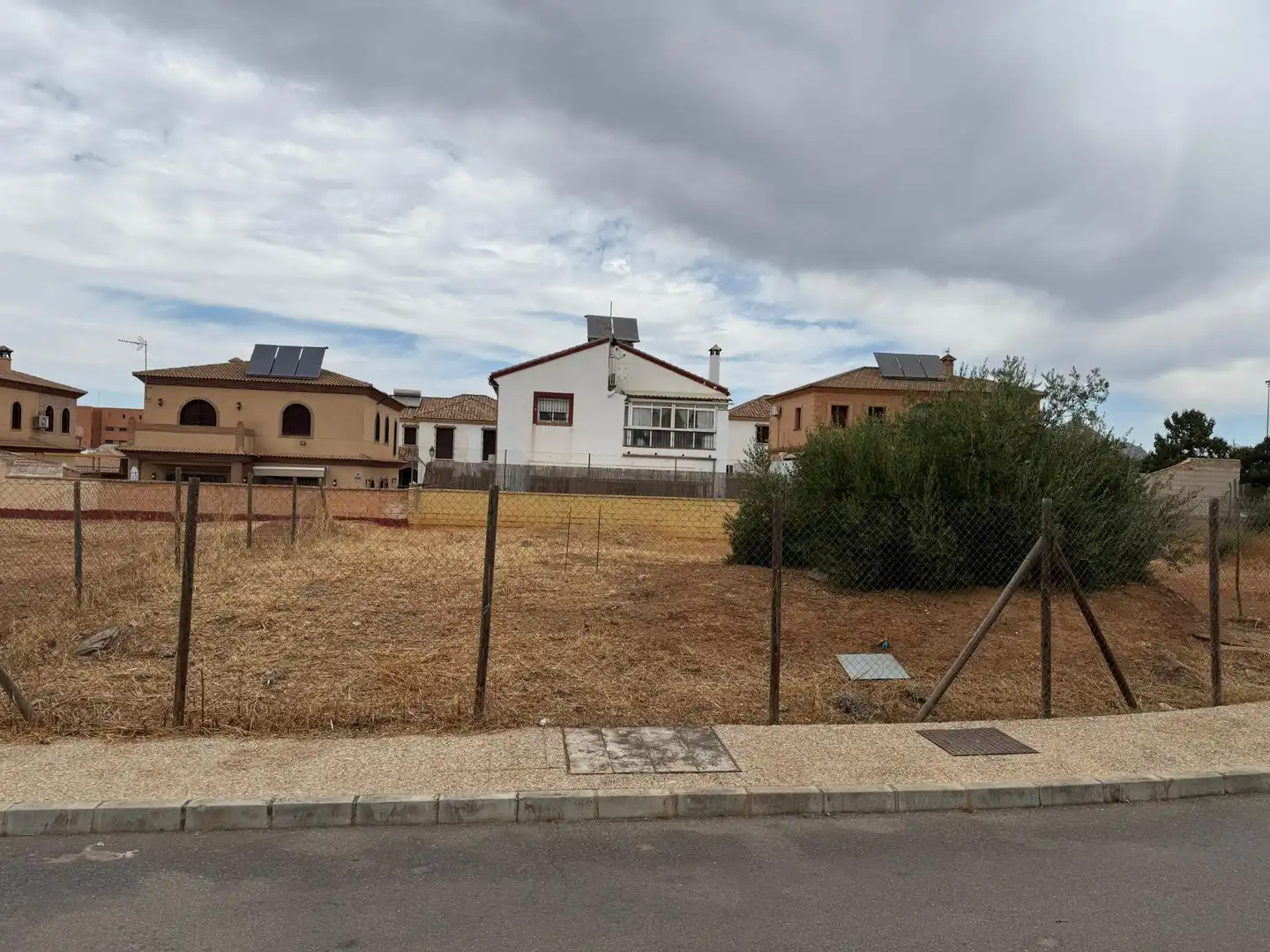 Terrenys i solars en venda a Zona de la Vega, imagen 3