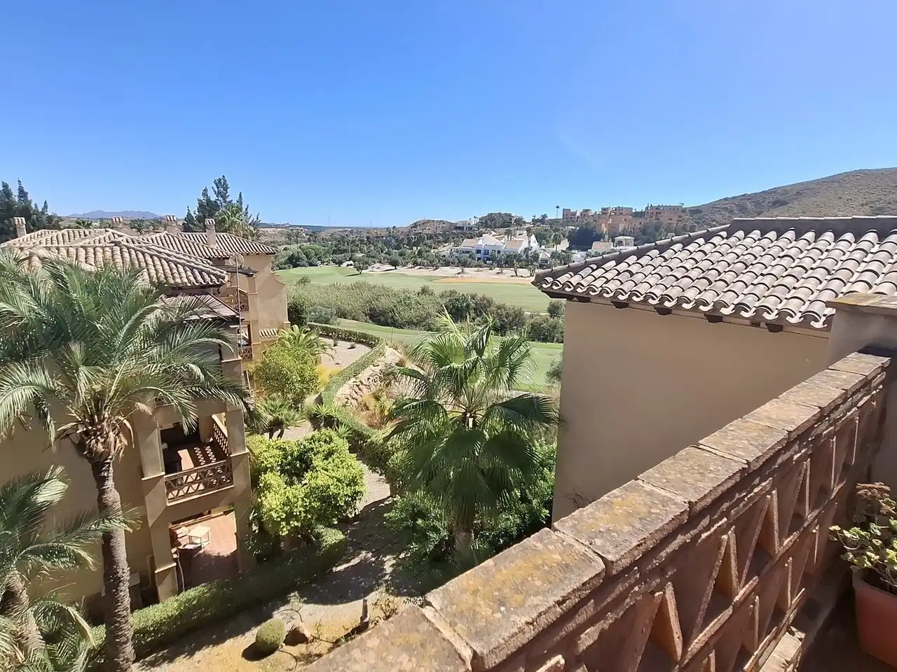 Reihenhaus mit Pool zum Verkauf in Golf Valle Este, imagen 3