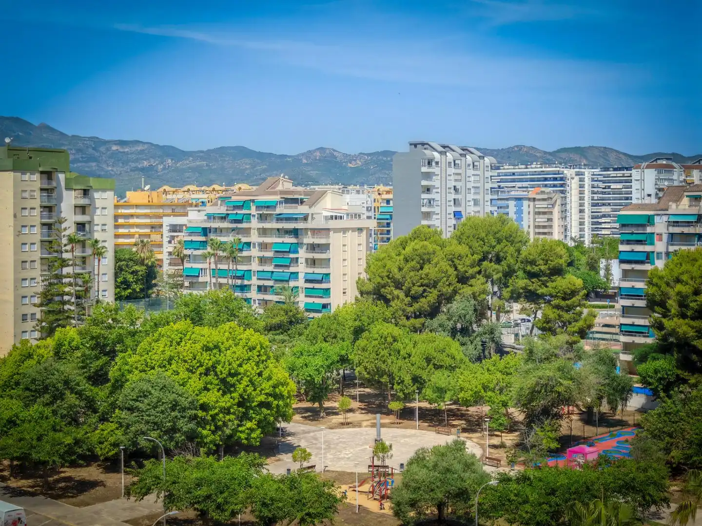 Apartment with terrace for sale in DEVESA 44, imagen 2