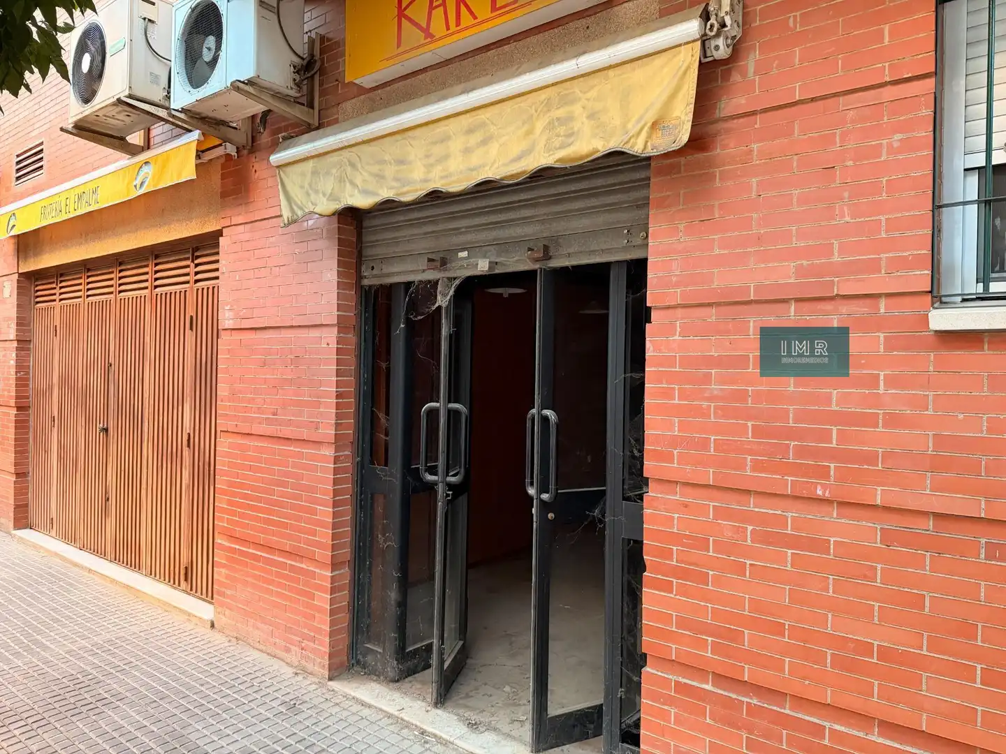 Commercial properties for sale in Calle Esturión, 39, San Jerónimo - La Bachillera