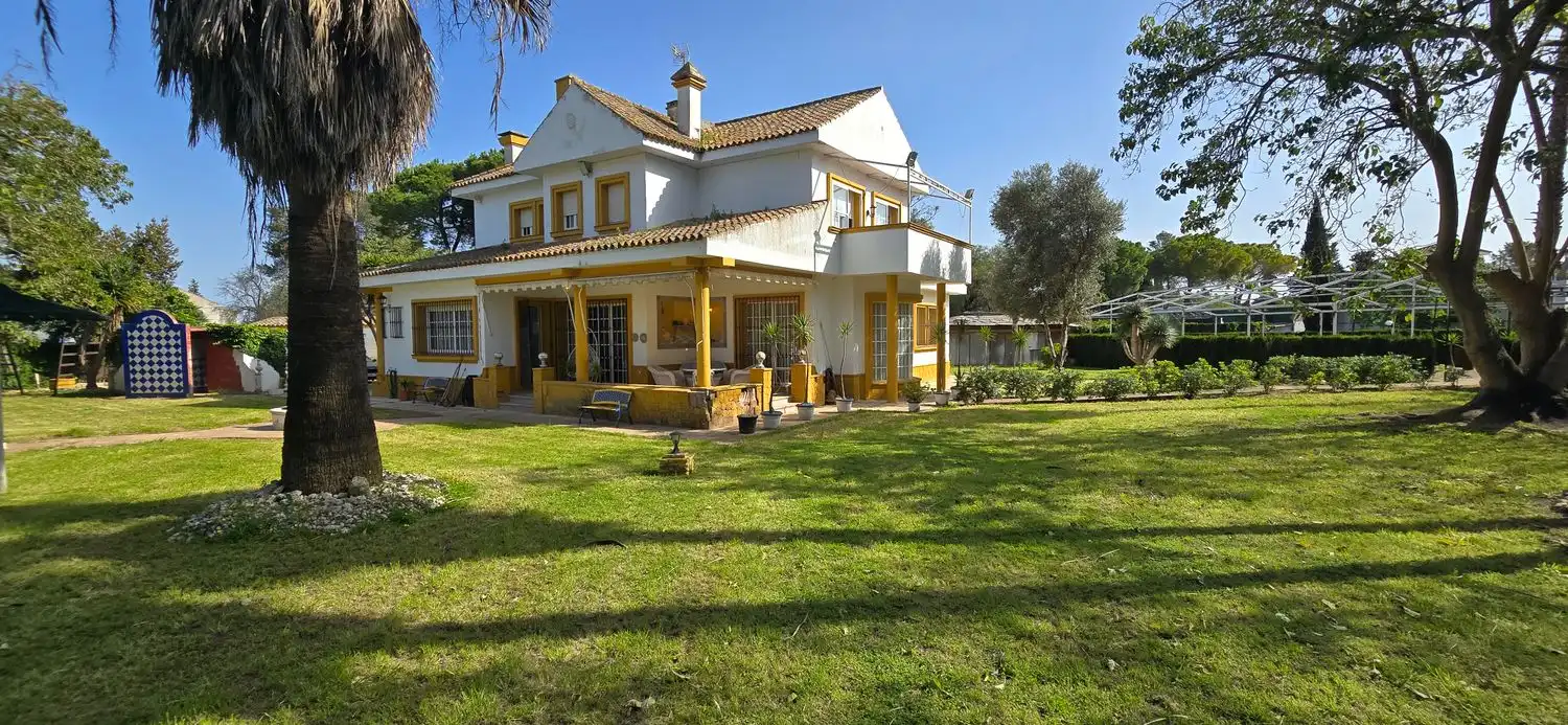 Casa amb balcó en venda a Avenida de  Medina Sidonia, imagen 48