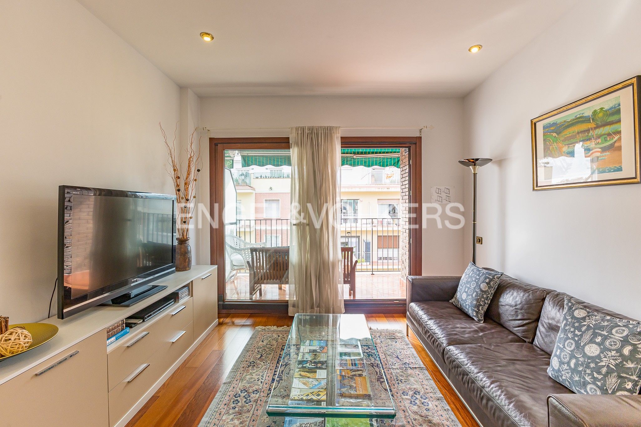 Living room of Flat for sale in  Barcelona Capital  with Air Conditioner, Heating and Parquet flooring