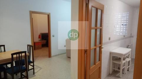 Foto 4 de Piso de alquiler en San Roque - Ronda Norte, Badajoz Capital