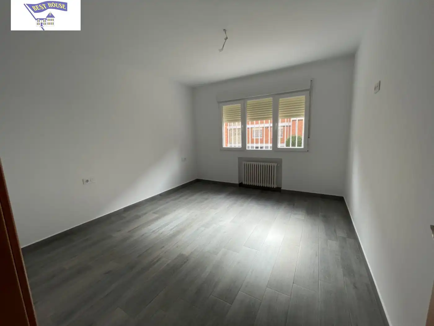 Erdgeschoss zur Miete in Albacete mit Heizung und Balkon