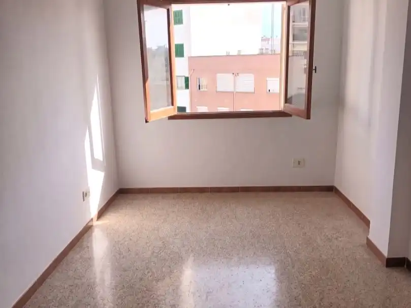Pis amb ascensor en venda a Benet Pons i Fàbregues 15, imagen 3
