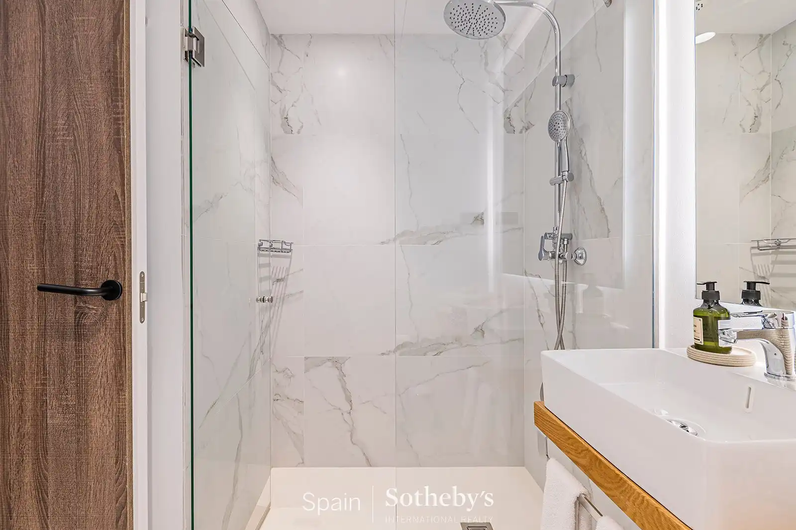 Apartament amb ascensor en venda a Carrer del Consell de Cent, imagen 16