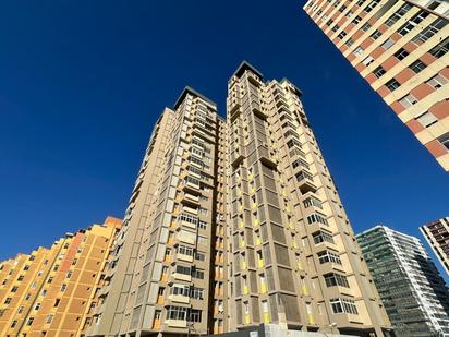 Vista exterior de Pis en venda en Las Palmas de Gran Canaria amb Terrassa