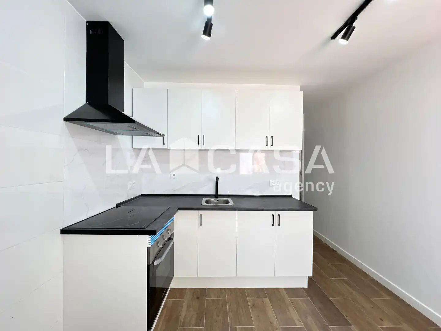 Local comercial en venta en Salut - Lloreda, imagen 17