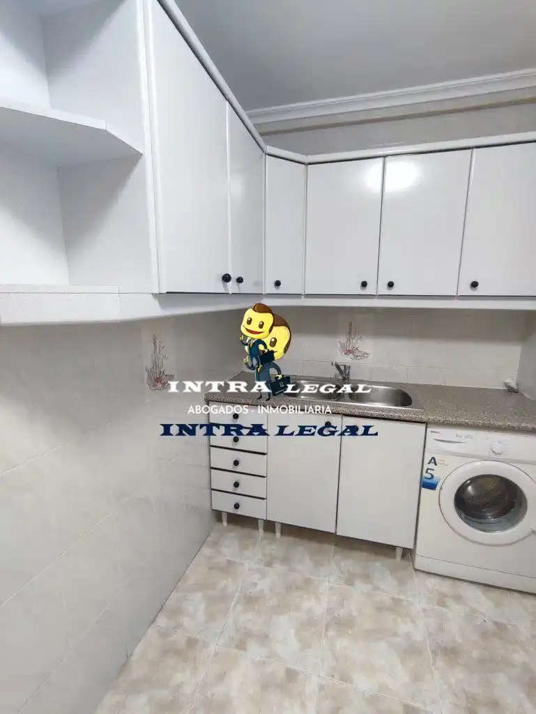 Cocina de Piso para compartir en Salamanca con Calefacción, Terraza y Amueblado