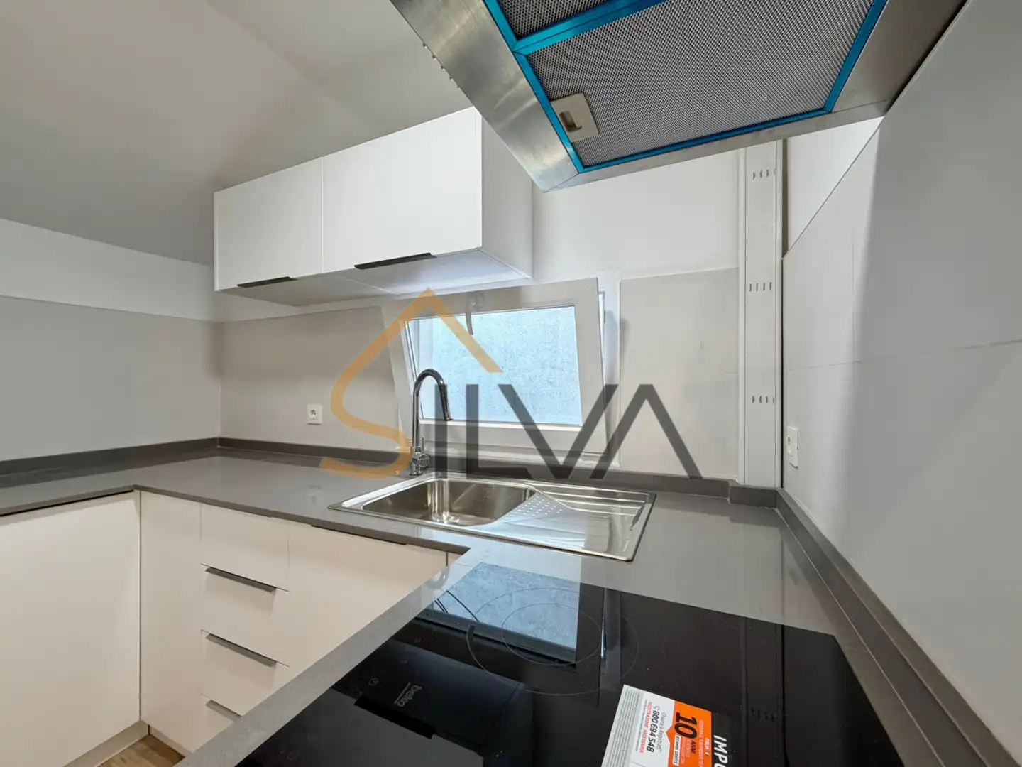 Cocina de Piso en venta en Lugo con Aire acondicionado, Calefacción y Horno