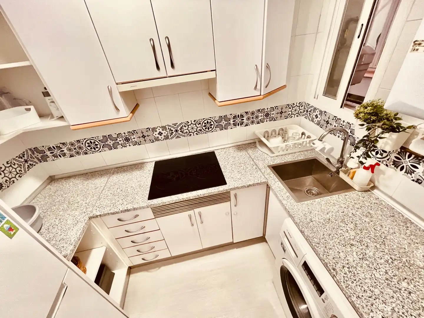 Kitchen of Apartments for rent in Madrid  with Heating, Terrace and Furnished