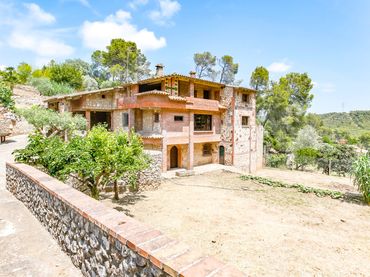 Casa rústica en venda a Avinyonet del Penedès