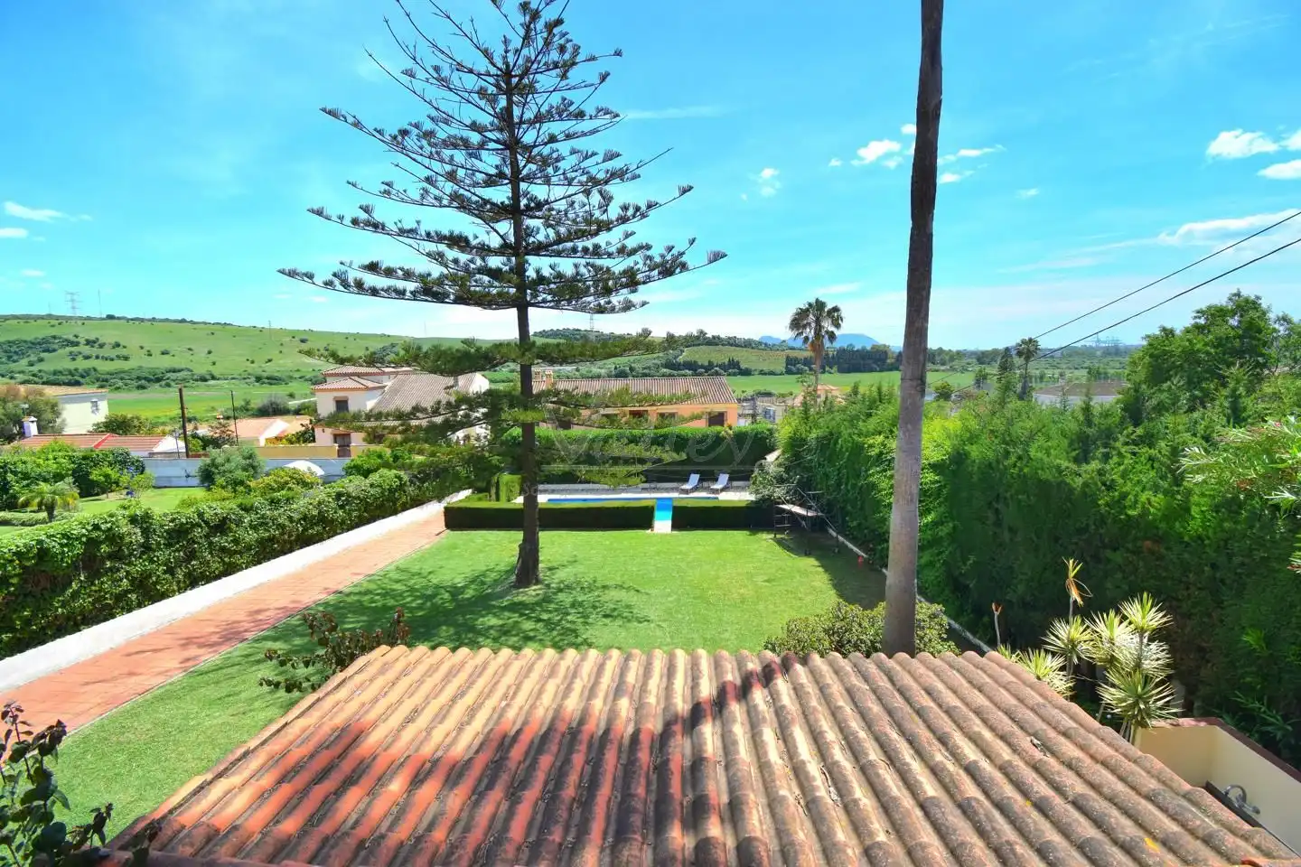 Jardí de Casa o xalet en venda en Los Barrios amb Jardí privat, Terrassa i Traster