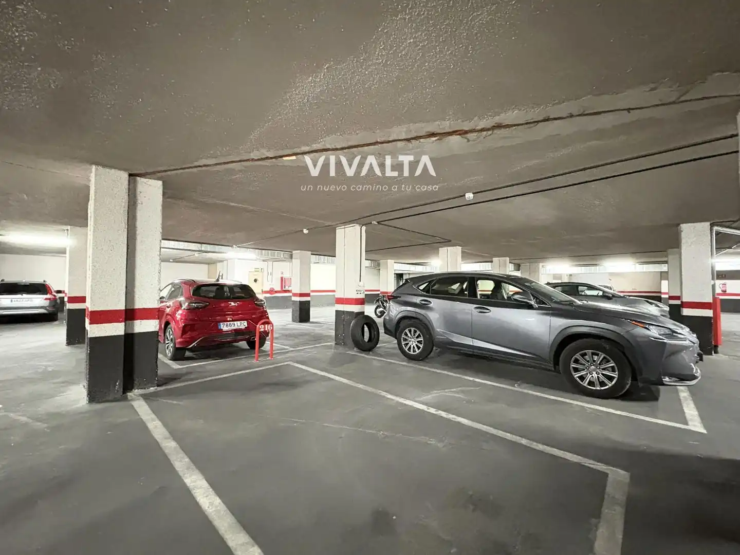 Parking de Piso en venta en Madrid con Aire acondicionado, Calefacción y Trastero