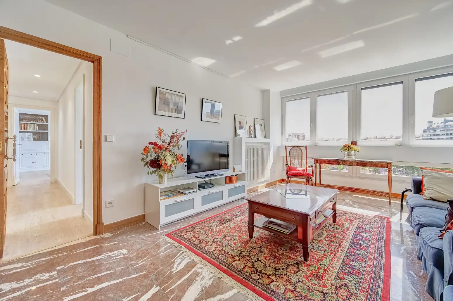 Living room of Flat for sale in  Pamplona / Iruña  with Heating and Parquet flooring