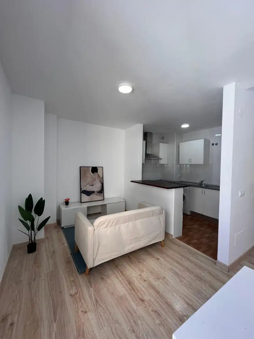 Habitación de Dúplex en venta en Málaga con Parquet, Terraza y Trastero