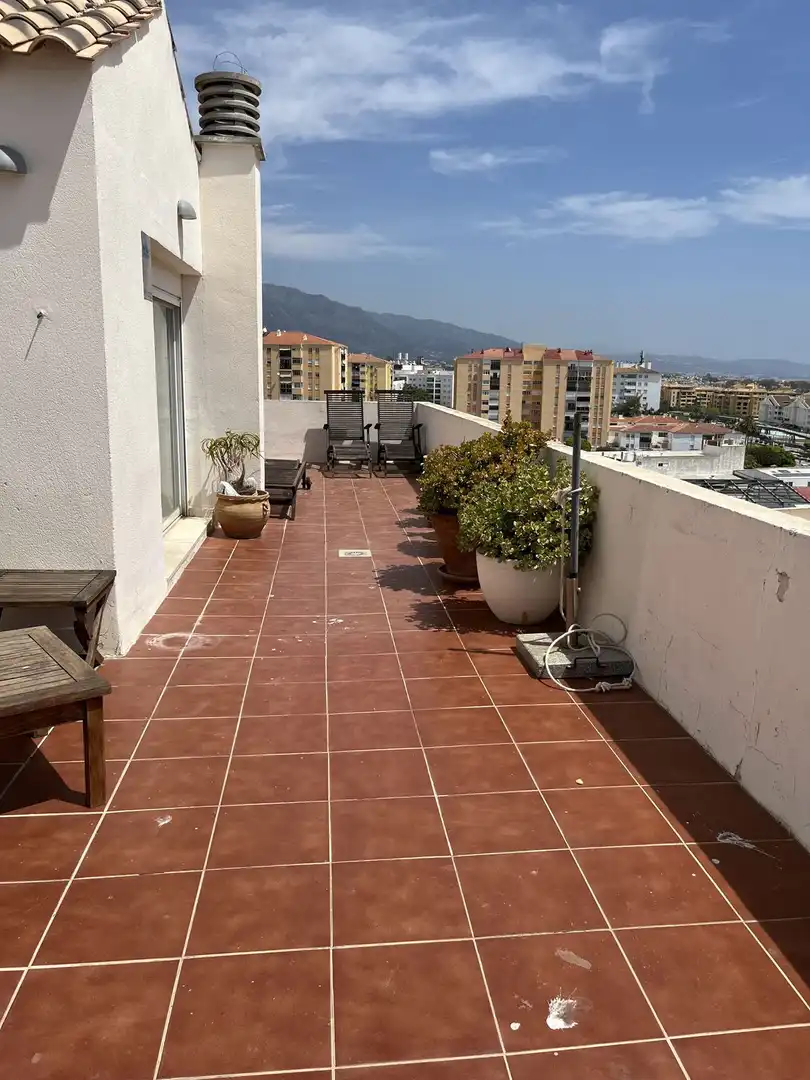 Terrassa de Dúplex de lloguer en Marbella amb Aire condicionat, Terrassa i Moblat