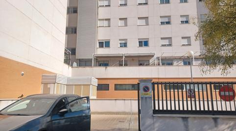 Foto 2 de Garatge en venda a Calle Hispano Aviación, Los Remedios, Sevilla