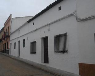 Vista exterior de Casa adosada en venda en Bonares