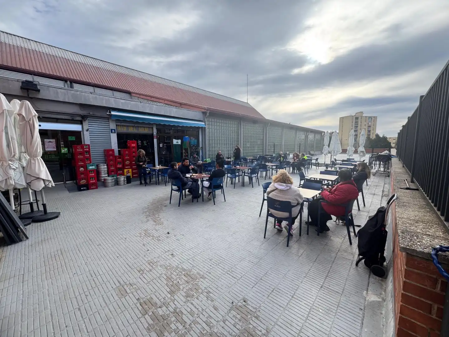 Commercial properties for rent in Canyelles
