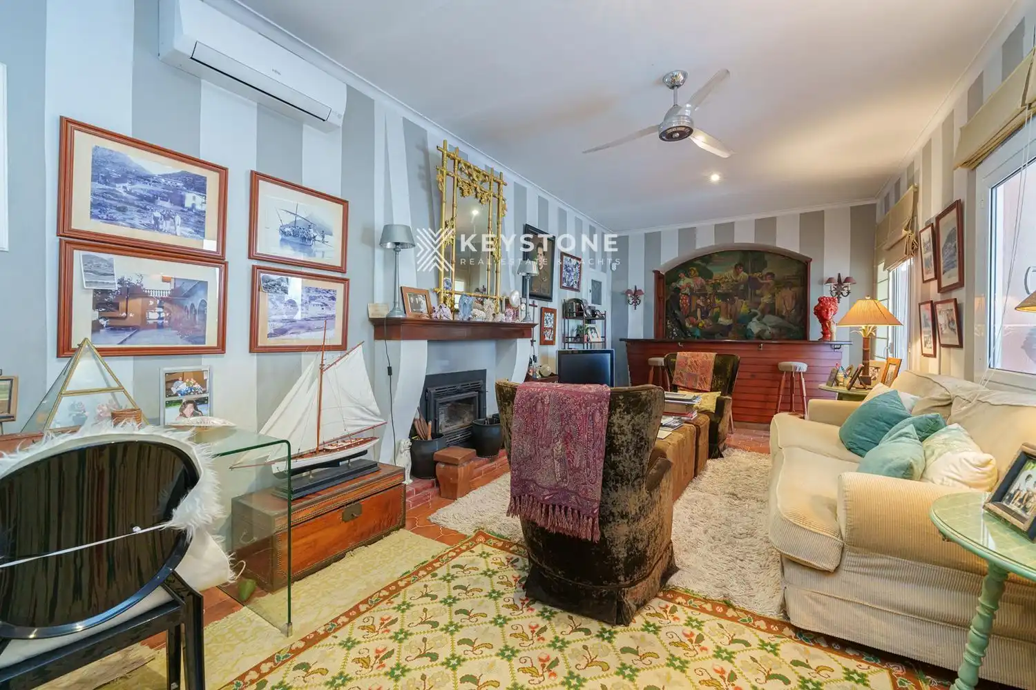 Living room of Houses for sale in Pollença  with Air Conditioner, Terrace and Storage room