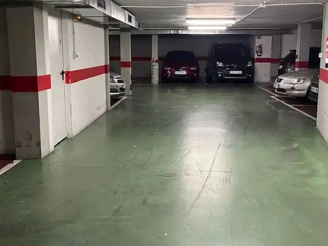 Parking de Garaje de alquiler en Zaragoza