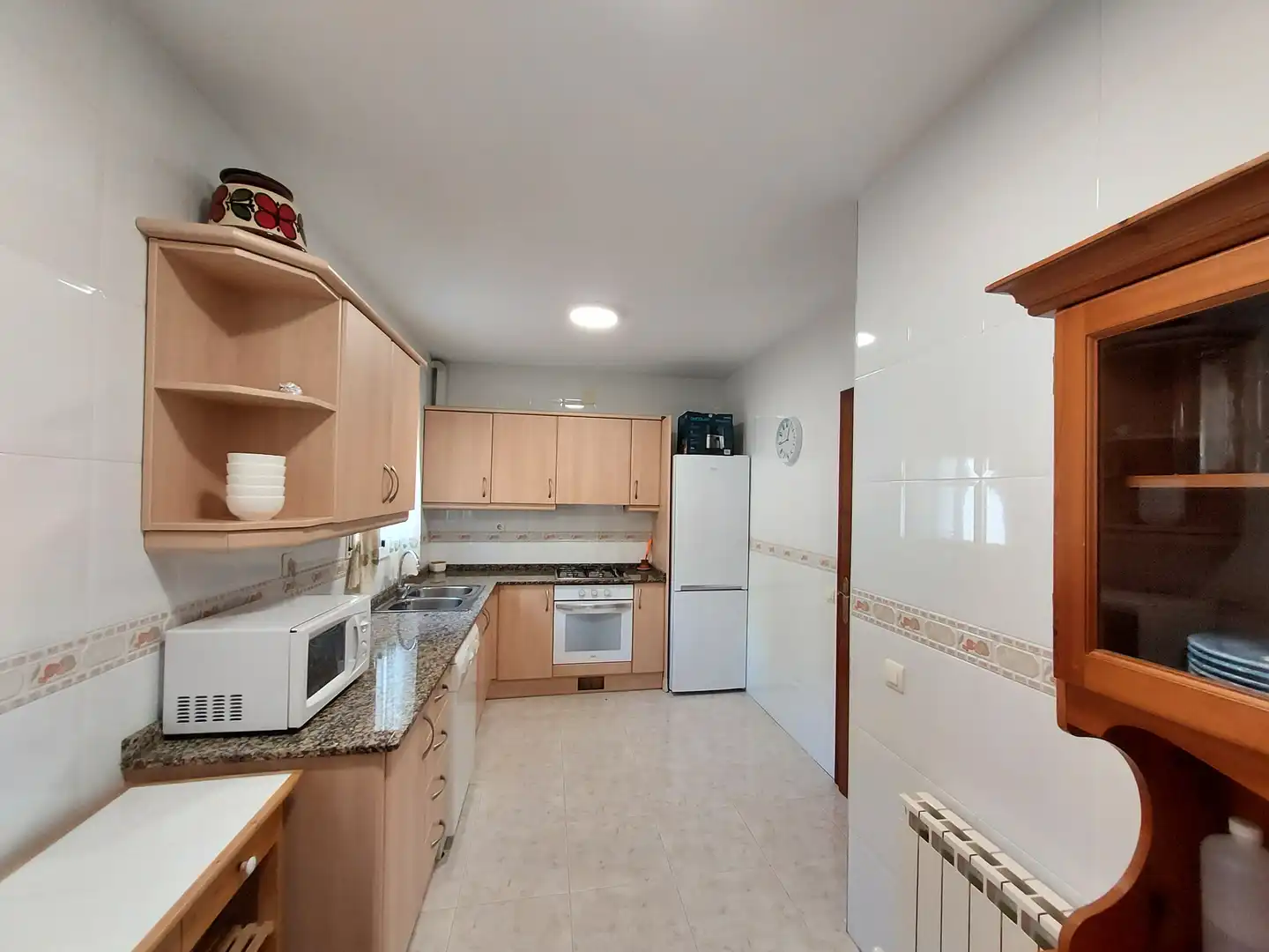 Cocina de Casa adosada en venta en El Vendrell con Jardín privado, Terraza y Piscina