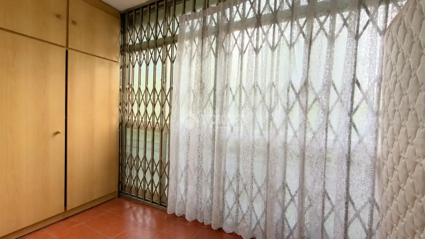 Habitación de Piso en venta en Madrid con Calefacción y Terraza