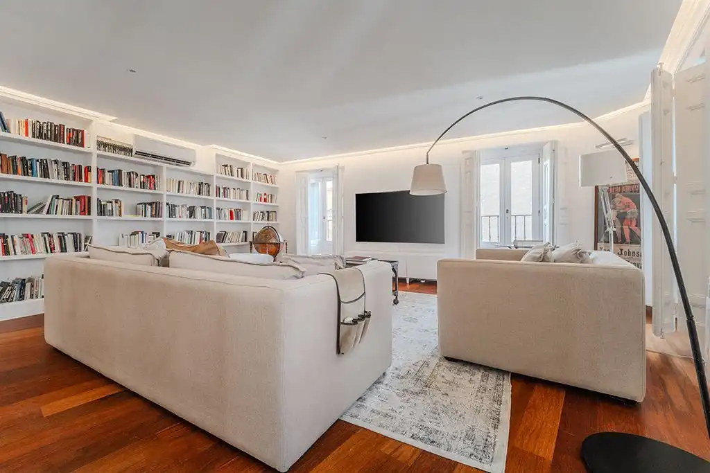 Wohnzimmer von Wohnung zur Miete in Madrid mit Klimaanlage und Heizung