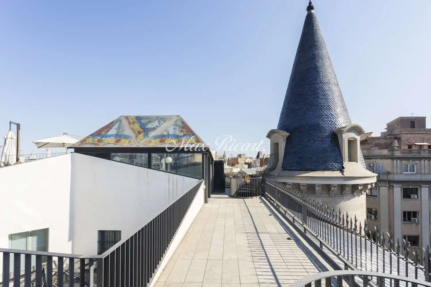 Dachboden zur Miete in N/A, Dreta de l'Eixample