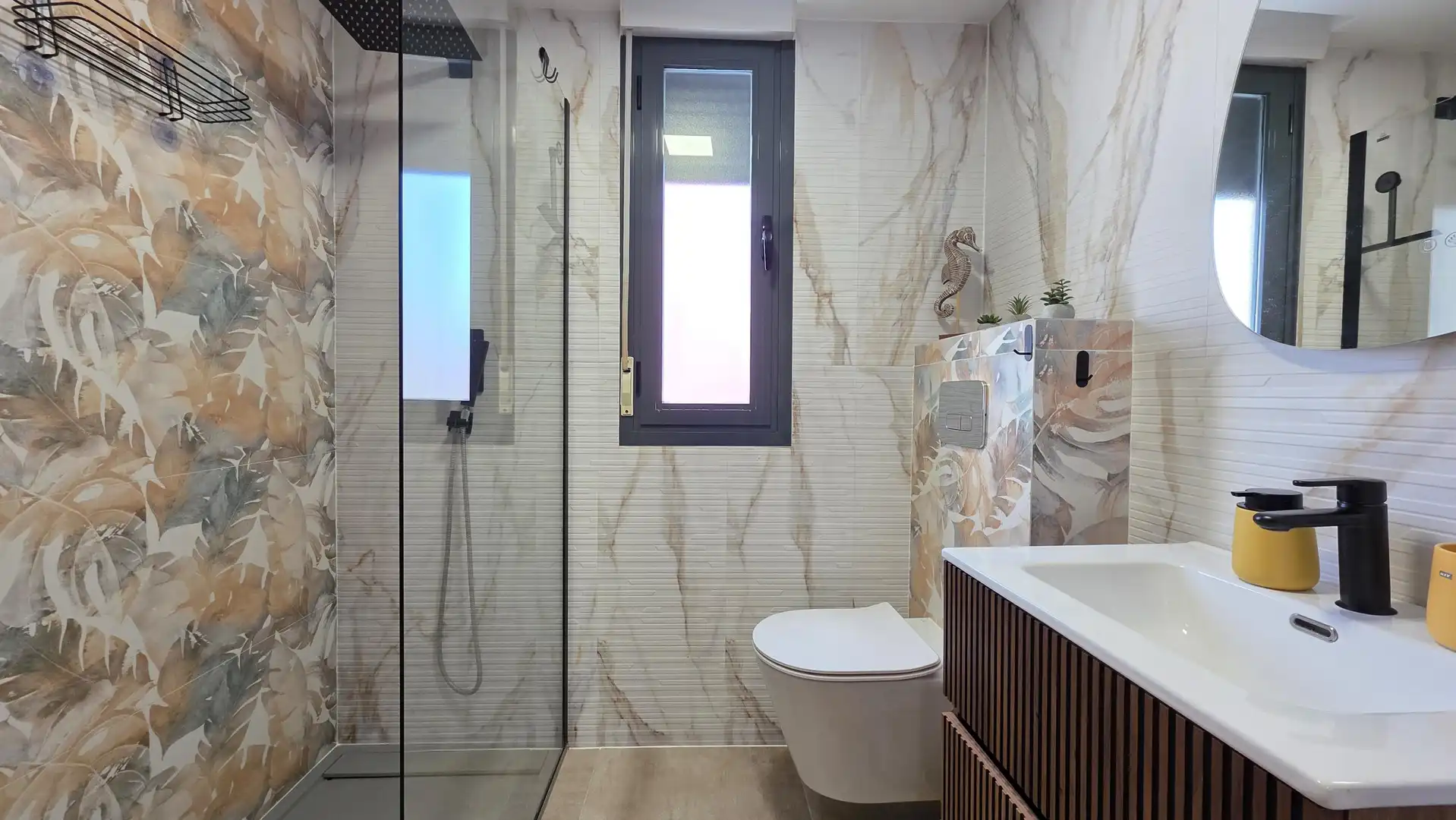 Baño de Piso en venta en Gandia con Terraza, Balcón y Piscina comunitaria