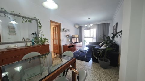 Foto 4 de Piso en venta en Calle Francisco Padilla, 9, Los Guindos - Parque Mediterráneo - Santa Paula, Málaga Capital
