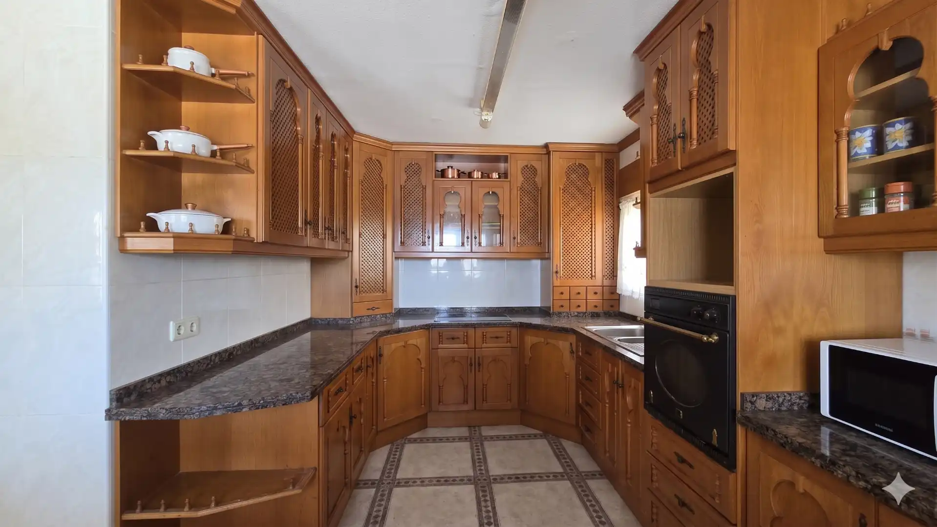 Cocina de Casa o chalet en venta en La Nucia con Jardín privado, Terraza y Trastero