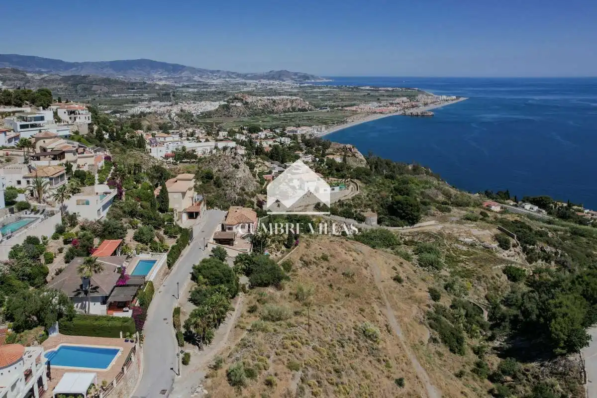 Houses for sale in Salobreña  with Private garden, Terrace and Internet