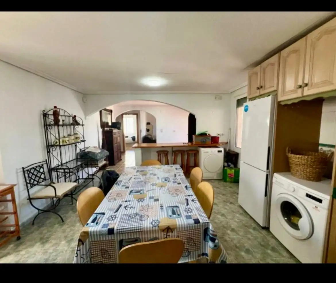 Cuina de Casa o xalet en venda en Elche / Elx amb Aire condicionat, Piscina i Moblat