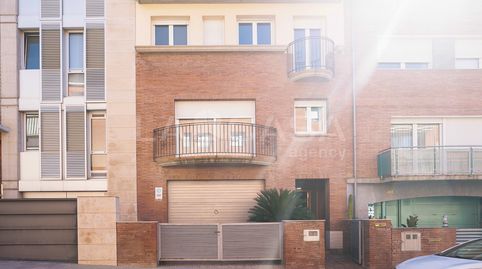 Foto 3 de Casa adosada en venda a Font Verda, Granollers