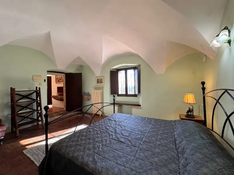 Habitación de Finca rústica en venta en Ullastret con Aire acondicionado, Calefacción y Jardín privado
