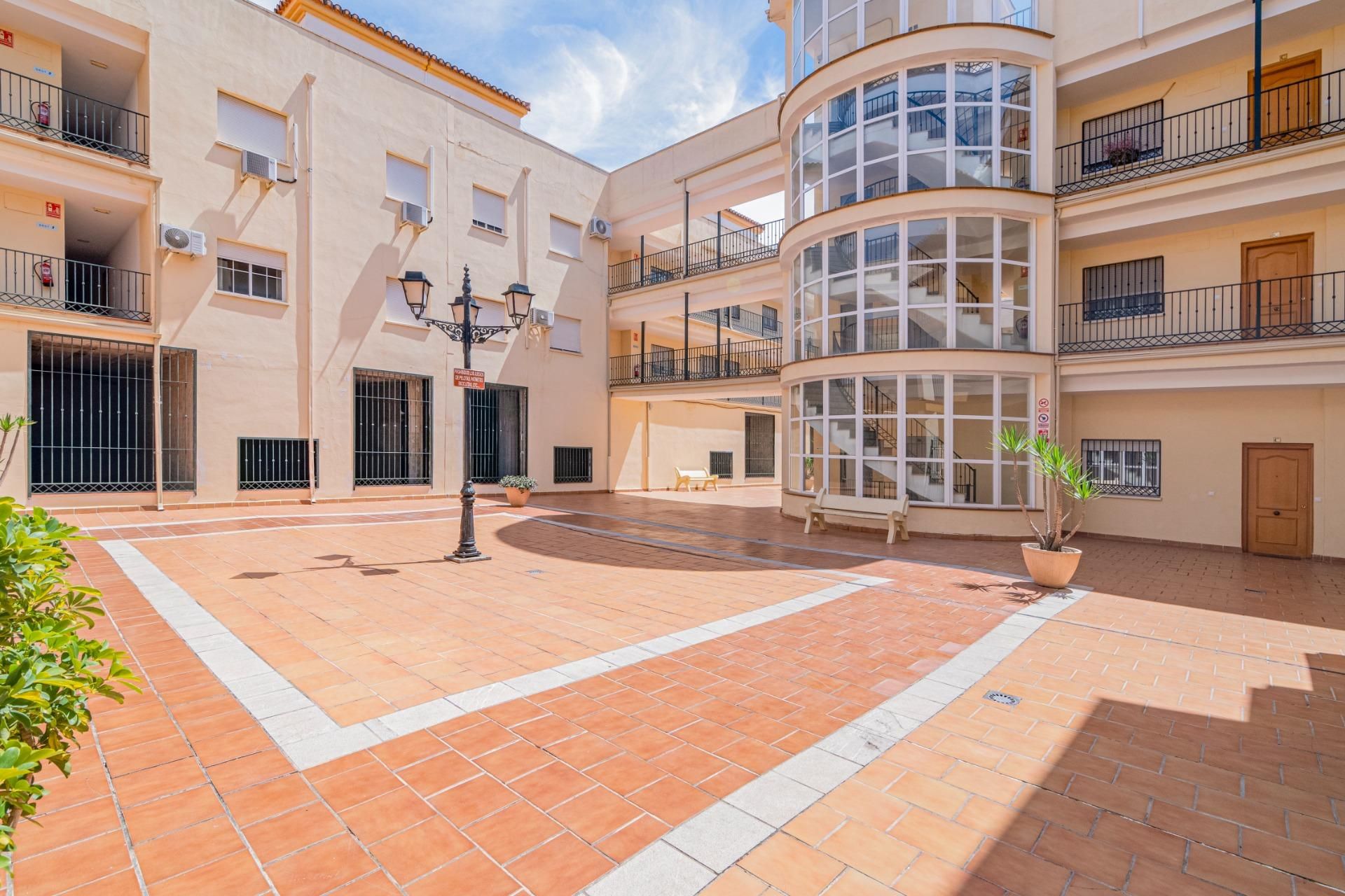 Vista exterior de Pis en venda en Las Gabias amb Aire condicionat, Calefacció i Terrassa