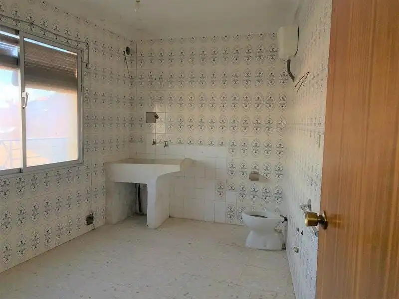 Baño de Casa adosada en venta en Fuente el Fresno con Calefacción, Terraza y Trastero