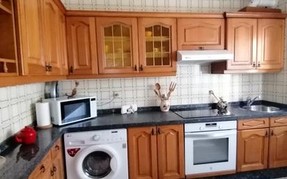 Kitchen of Flat for sale in Oviedo 