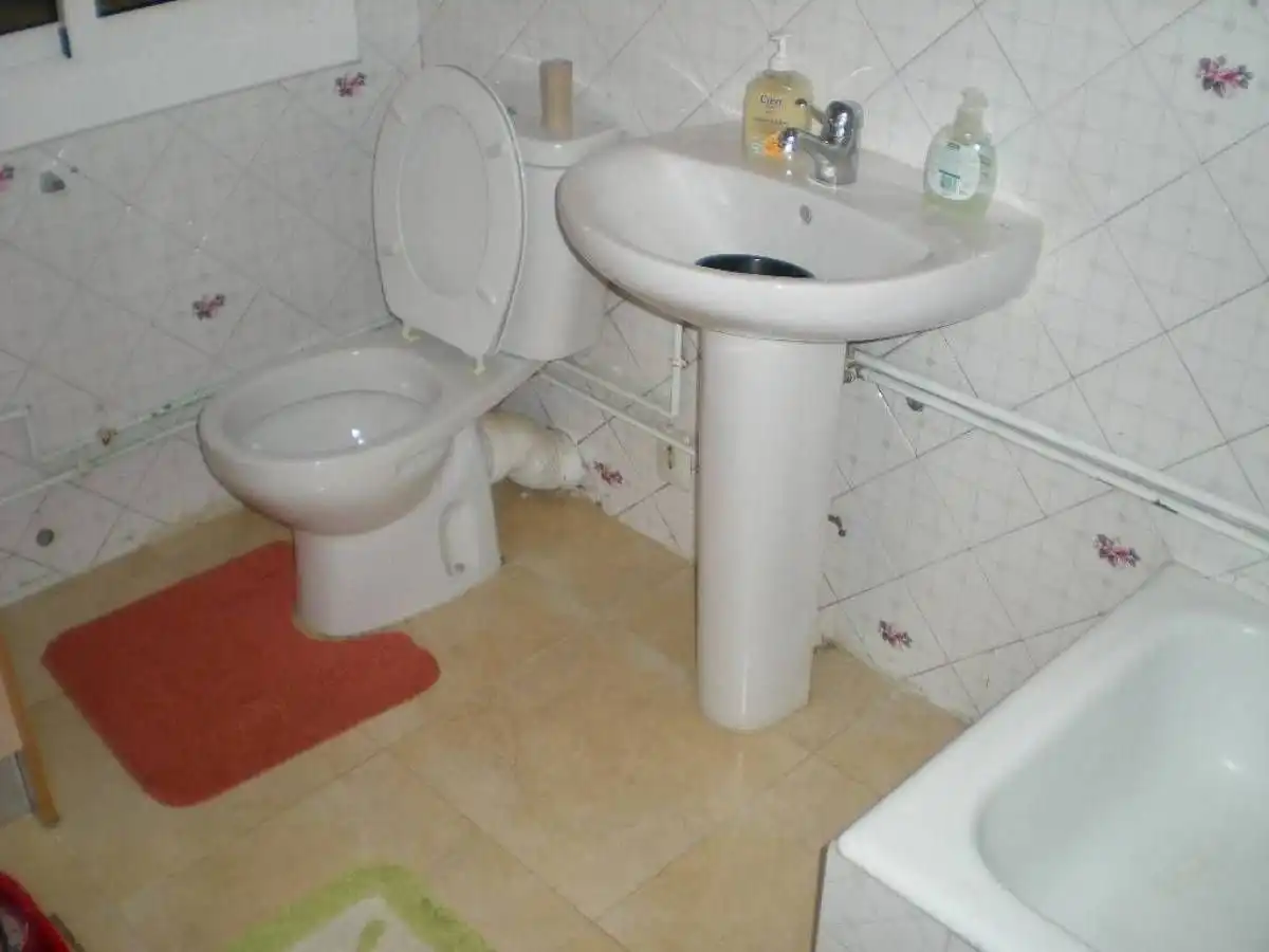 Bathroom of Flat for sale in Manresa  with Heating and Furnished