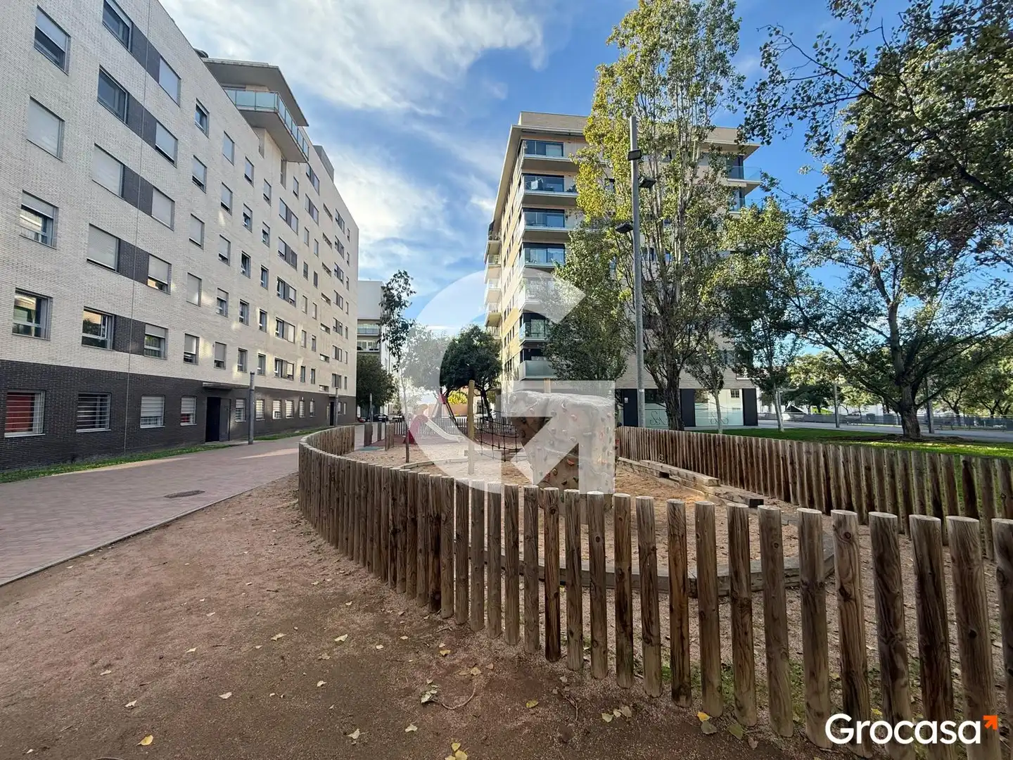 Vista exterior de Pis en venda en Sant Feliu de Llobregat amb Aire condicionat, Calefacció i Traster