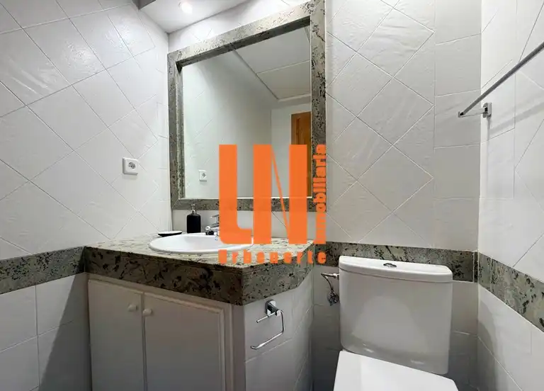 Bathroom of Apartments for rent in Villanueva de la Cañada  with Air Conditioner, Heating and Furnished