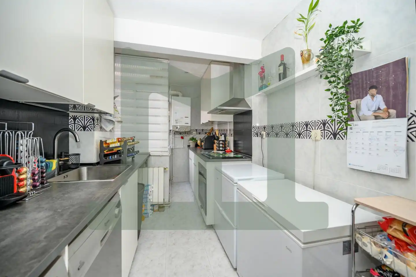Cocina de Piso en venta en Coslada con Calefacción, Terraza y Trastero
