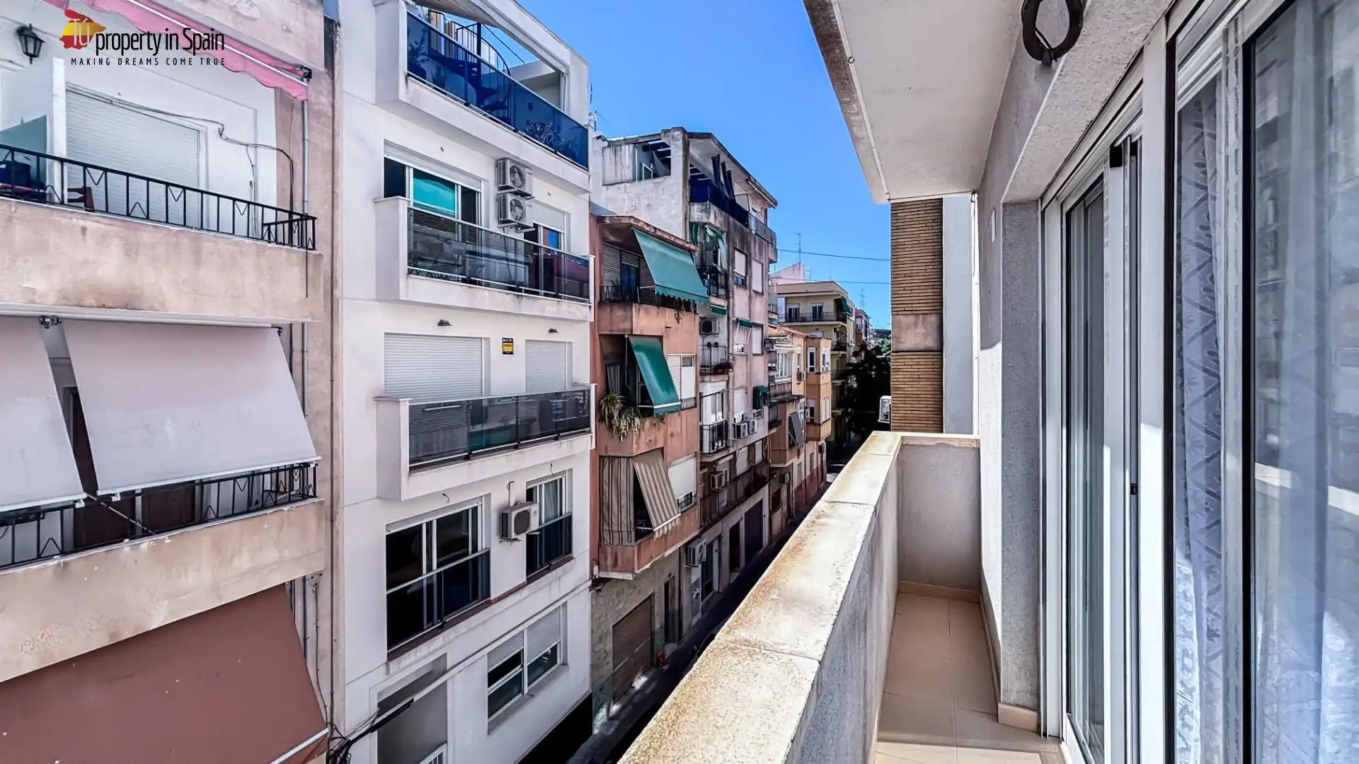 Terrassa de Pis per a compartir en Alicante / Alacant amb Balcó