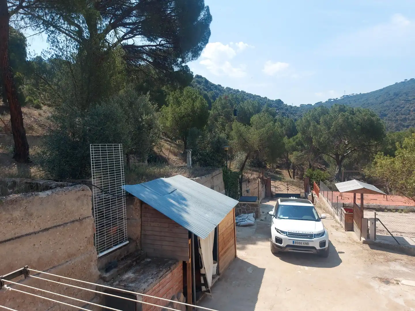 Vista exterior de Casa o chalet en venta en Navas del Rey con Aire acondicionado, Calefacción y Jardín privado
