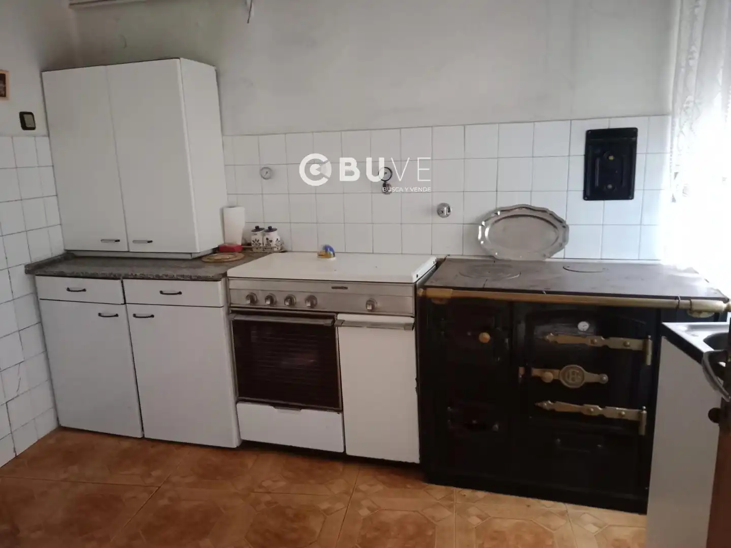 Kitchen of Houses for sale in Bembibre  with Heating, Storage room and Furnished
