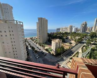 Vista exterior de Apartament en venda en Benidorm amb Terrassa i Balcó