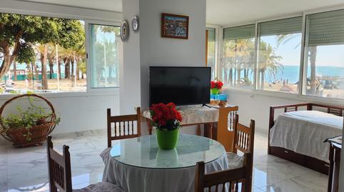 Foto 2 de Pis en venda a Playamar - Benyamina, Torremolinos