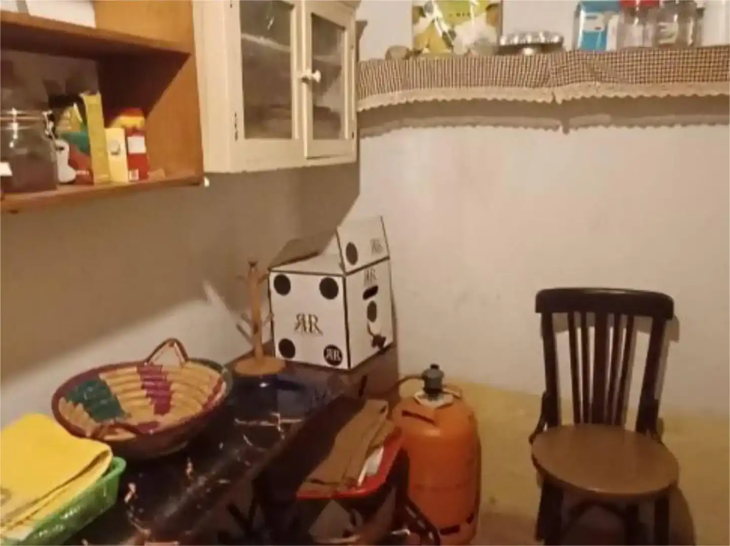 Cuina de Finca rústica en venda en Casaseca de las Chanas amb Jardí privat